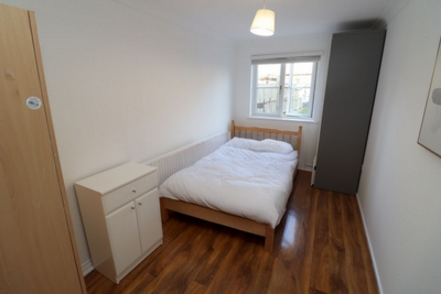 Double room - Single use to rent in Galleons Drive, Barking, London, IG11