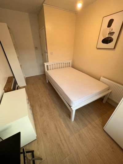 Double room - Single use to rent in Wedgwood House,Lambeth Walk, Elephant & Castle, London, SE11