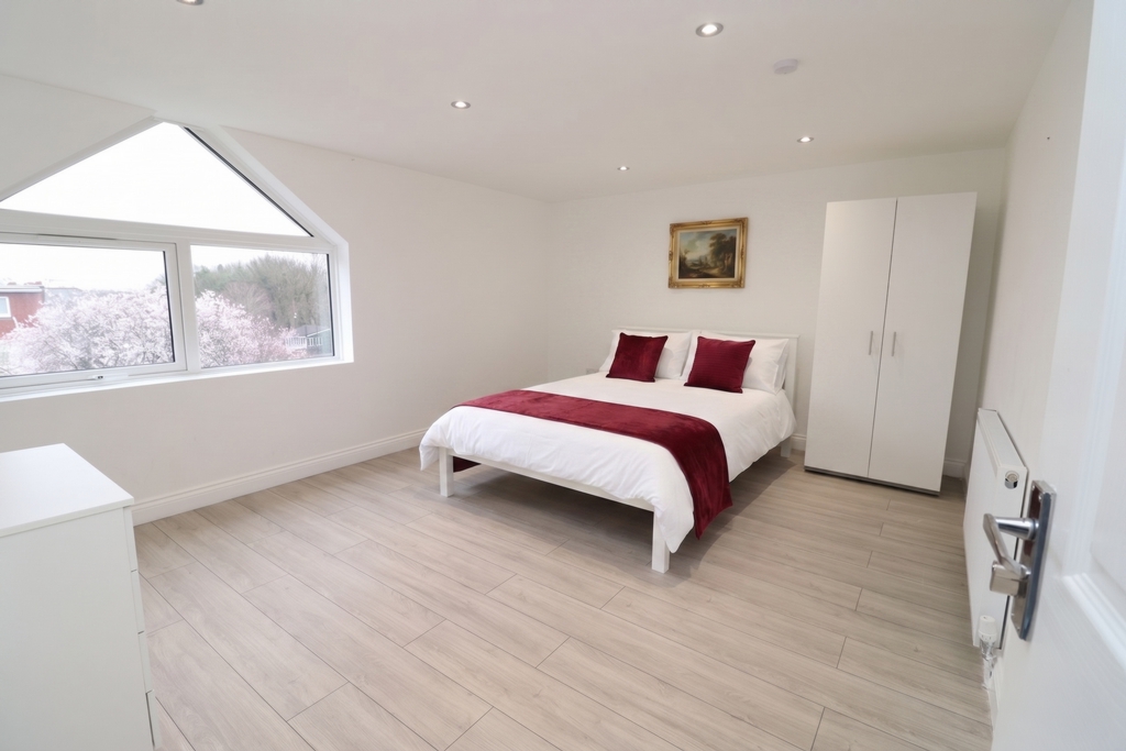 Double room - Single use to rent in Streatham Hill, London, SW16