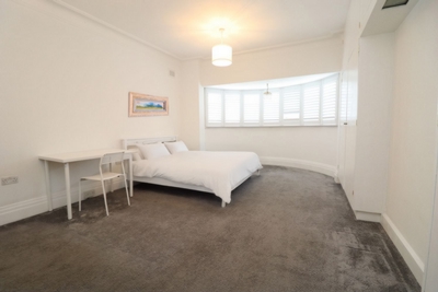 Double room - Single use to rent in Mount Nod Road, Streatham Hill, London, SW16