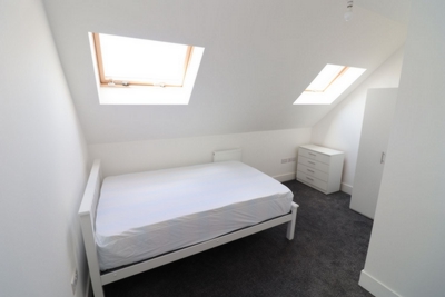 Double room - Single use to rent in Brookhill Close, Woolwich, London, SE18