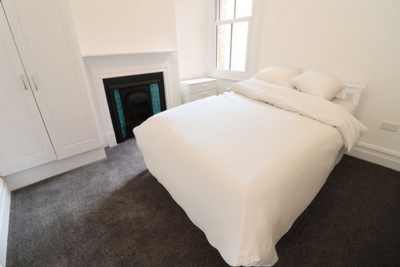 Double room - Single use to rent in Woodgrange Avenue, Ealing, London, W5