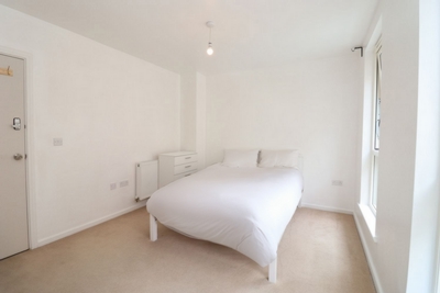 Ensuite Single Room to rent in Rosenburg Road, Acton Town, London, W3