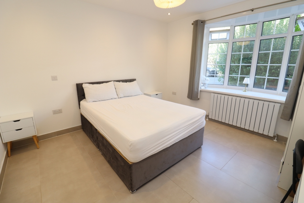 5 Bedroom Double room - Single use to rent in Stepney Green, London, E1