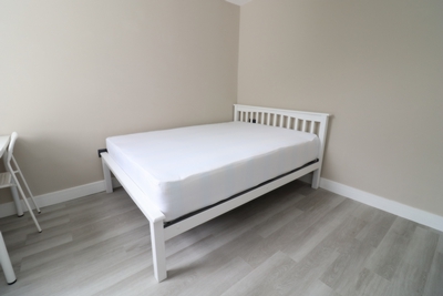 Double room - Single use to rent in Madron Street, Walworth, London, SE17
