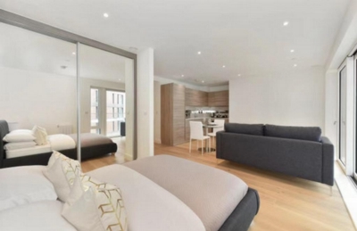 Studio to rent in Judde House,Duke of Wellington Avenue, Woolwich, London, SE18