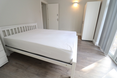 Double room - Single use to rent in Cuckoo Avenue, Greenford, London, W7