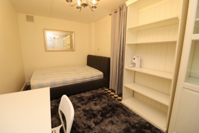 Double room - Single use to rent in Woodstock Terrace, All Saints, London, E14