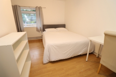 Double room - Single use to rent in Lairs Close, Caledonian Road, London, N7