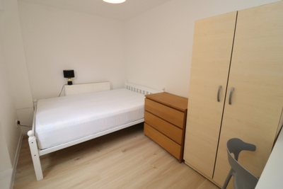 Double room - Single use to rent in Lairs Close, Caledonian Road, London, N7