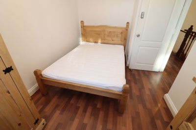 Double room - Single use to rent in Tollgate Road, Beckton, London, E6