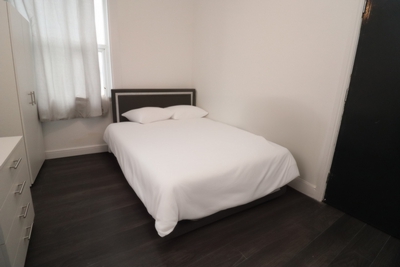 Double room - Single use to rent in Ravenshaw Street, West Hampstead, London, NW6