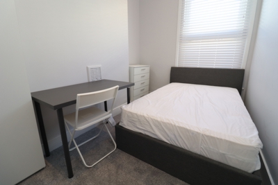 Double room - Single use to rent in Dawes Road, Fulham, London, SW6