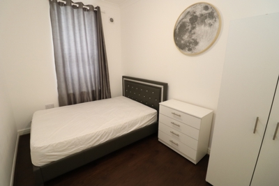 Double room - Single use to rent in Brixton Hill, Brixton, London, SW2