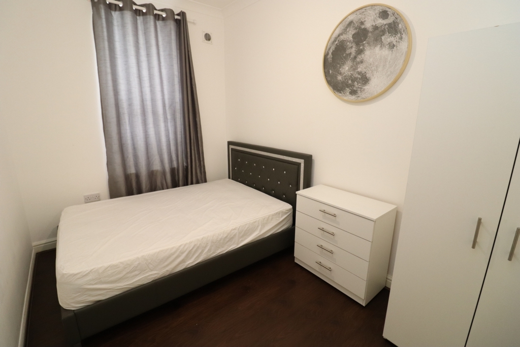 Double room - Single use to rent in Brixton, London, SW2