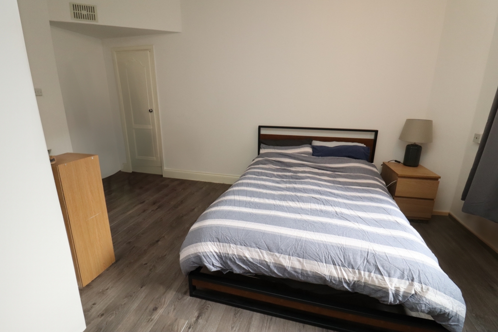 Ensuite Single Room to rent in Swiss Cottage, London, NW3