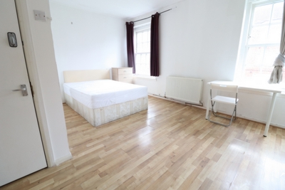 Double room - Single use to rent in Gillman House,Pritchards Road, Hackney, London, E2