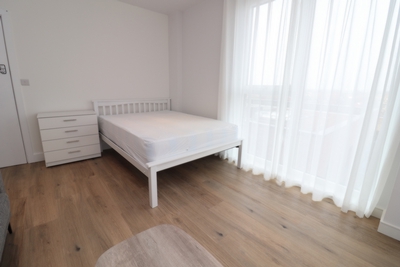 Double Room to rent in Iris House, Southall, London, UB1