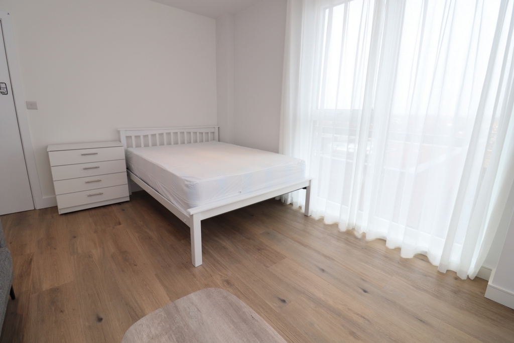 Double Room to rent in Southall, London, UB1