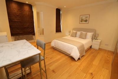 Double room - Single use to rent in Abbey Court,Abbey Road, St. John's Wood, London, NW8