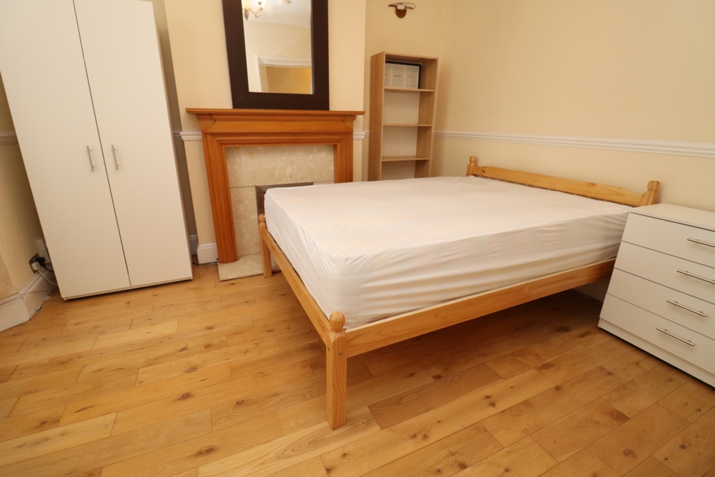 Double room - Single use to rent in Greenwich/Westcombe Park, London, SE3
