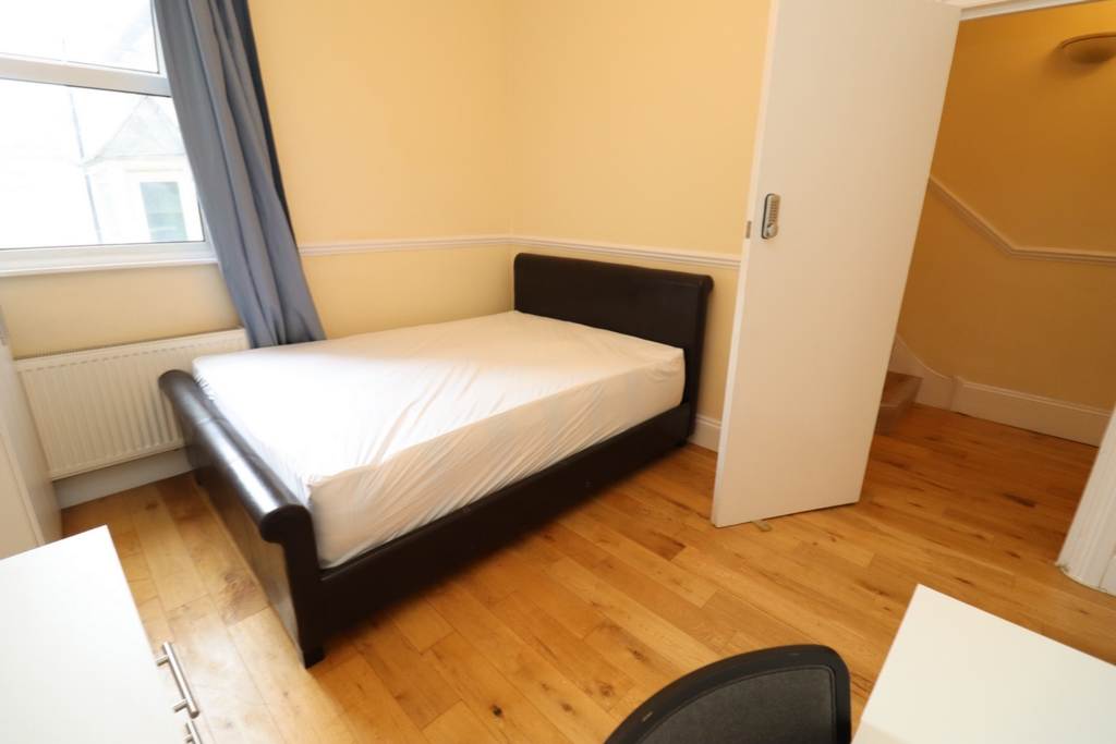 Double room - Single use to rent in Greenwich/Westcombe Park, London, SE3