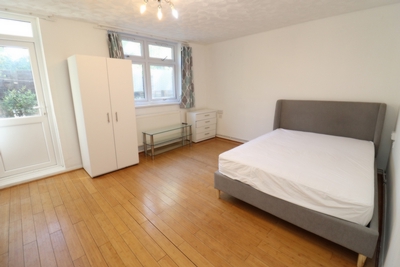 Double Room to rent in Manchester Road, Island Gardens, London, E14
