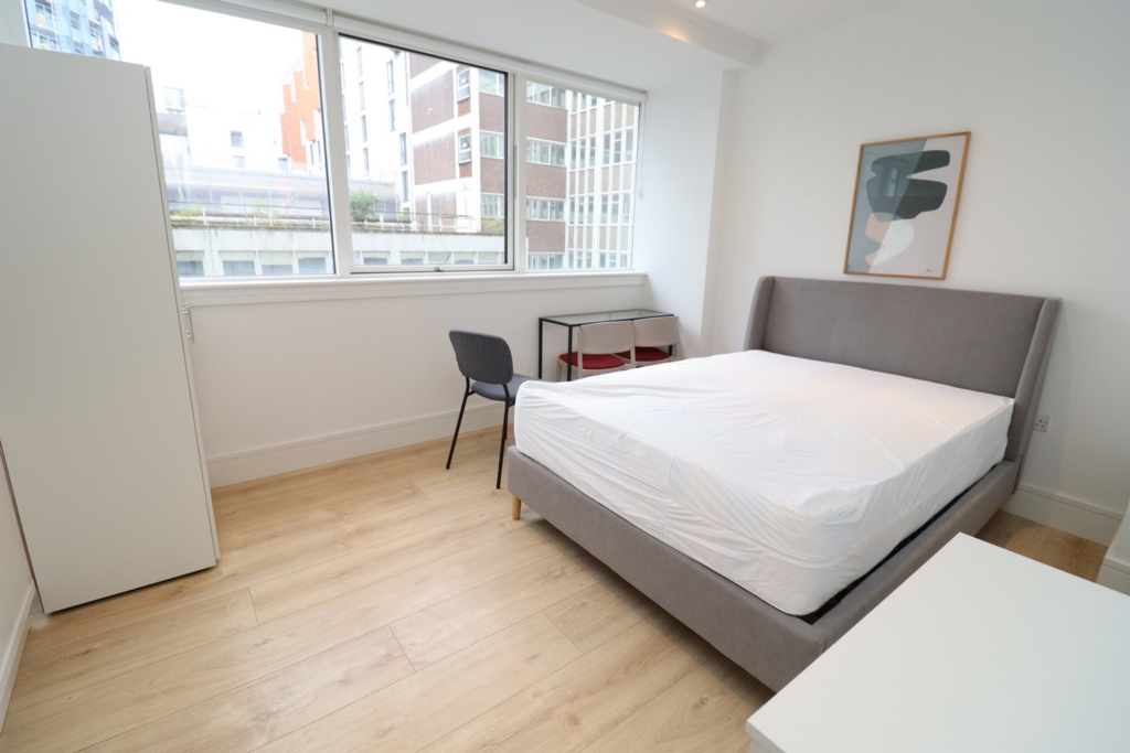 Double room - Single use to rent in Wembley, London, HA9