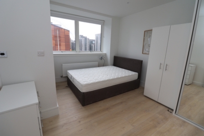 Double room - Single use to rent in Fridman House,1e Olympic Way, Wembley, London, HA9