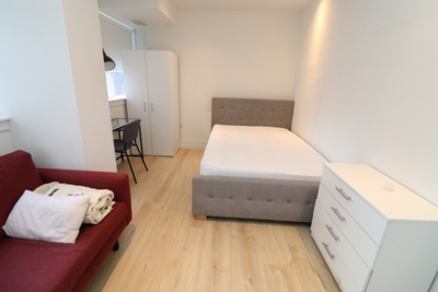 2 Bedroom Double room - Single use to rent in Fridman House,1e Olympic Way, Wembley, London, HA9