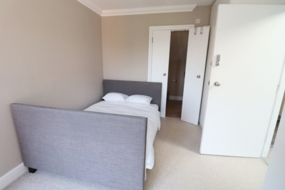 Ensuite Single Room to rent in Maldon Road, Acton Central, London, W3