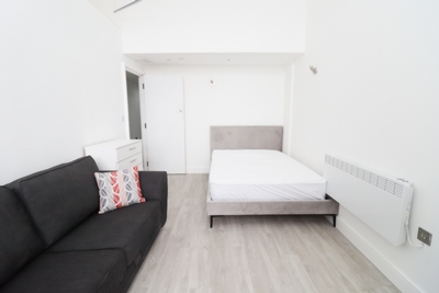 Double Room to rent in The Vista Building,30 Calderwood Street, Woolwich Arsenal, London, SE18