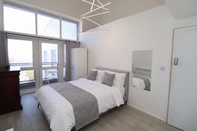 Double Room to rent in The Vista Building,30 Calderwood Street, Woolwich Arsenal, London, SE18