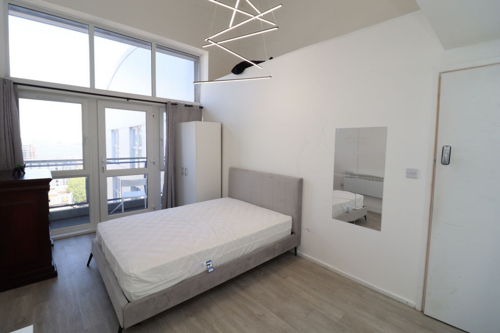 Double Room to rent in Woolwich Arsenal, London, SE18
