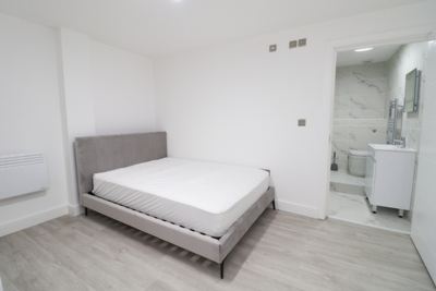 Ensuite Single Room to rent in The Vista Building,30 Calderwood Street, Woolwich Arsenal, London, SE18