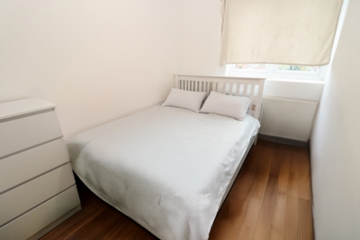 Double room - Single use to rent in Leigham Court Road, Streatham Hill, London, SW16