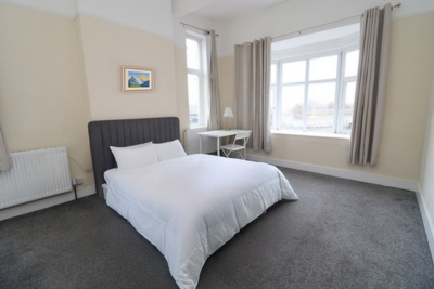 Double room - Single use to rent in Baring Road, Grove Park, London, SE12