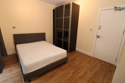 Double room - Single use to rent in 35b Campbell Road, Hanwell, London, W7