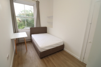 Double room - Single use to rent in Bow Road, Bow Road, London, E3