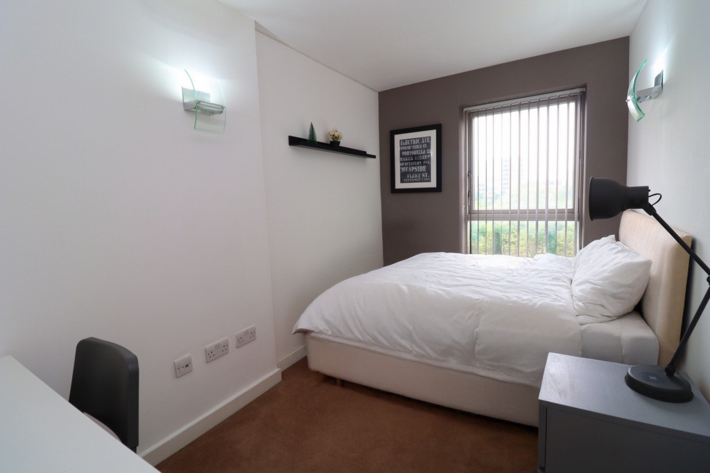 Double room - Single use to rent in North Greenwich, London, SE10