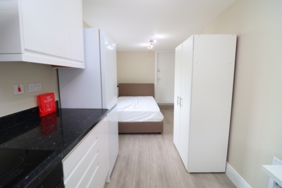 Double room - Single use to rent in Trundleys Road, South Bermondsey, London, SE8