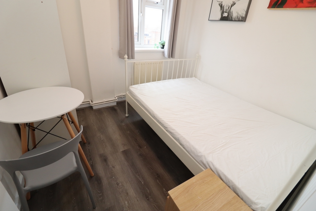 Double room - Single use to rent in Hoxton, London, E2