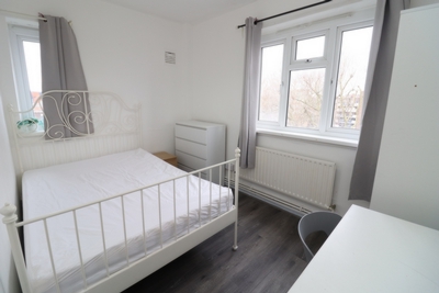 Double room - Single use to rent in Godwin House,Thurtle Road, Hoxton, London, E2