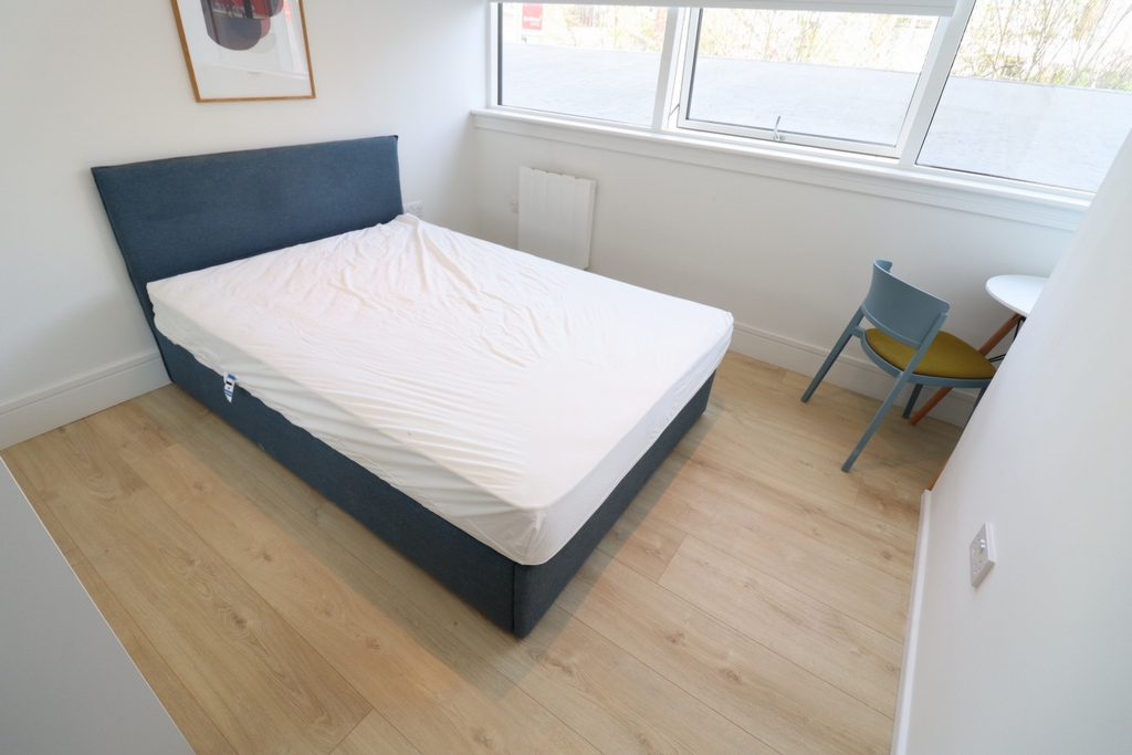 2 Bedroom Double room - Single use to rent in Wembley, London, HA9