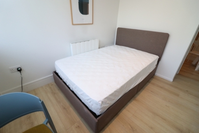 2 Bedroom Double room - Single use to rent in Merevale House,1a Olympic Way, Wembley, London, HA9