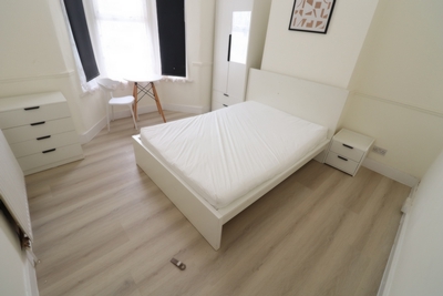 7 Bedroom Double room - Single use to rent in Cann Hall Road, Leytonstone, London, E11