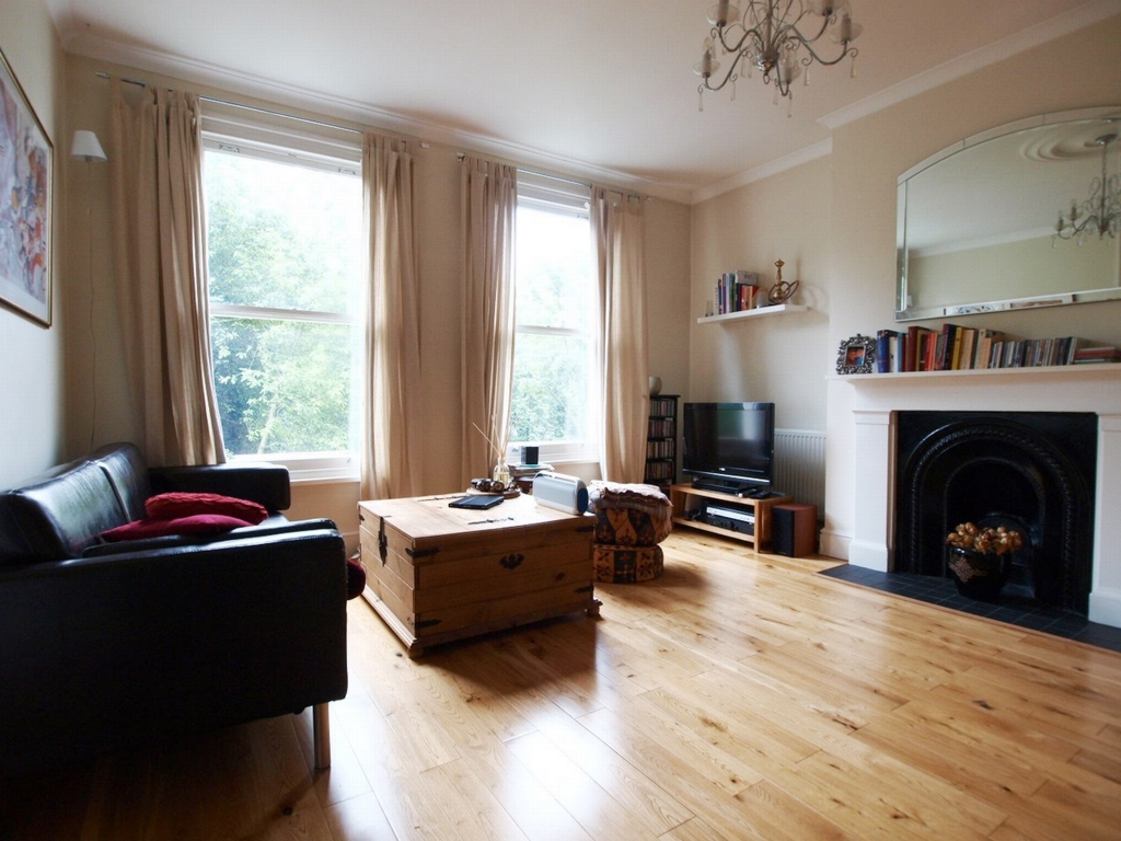 1 bedroom flat, 24 Flat 3 Wray Crescent Islington London