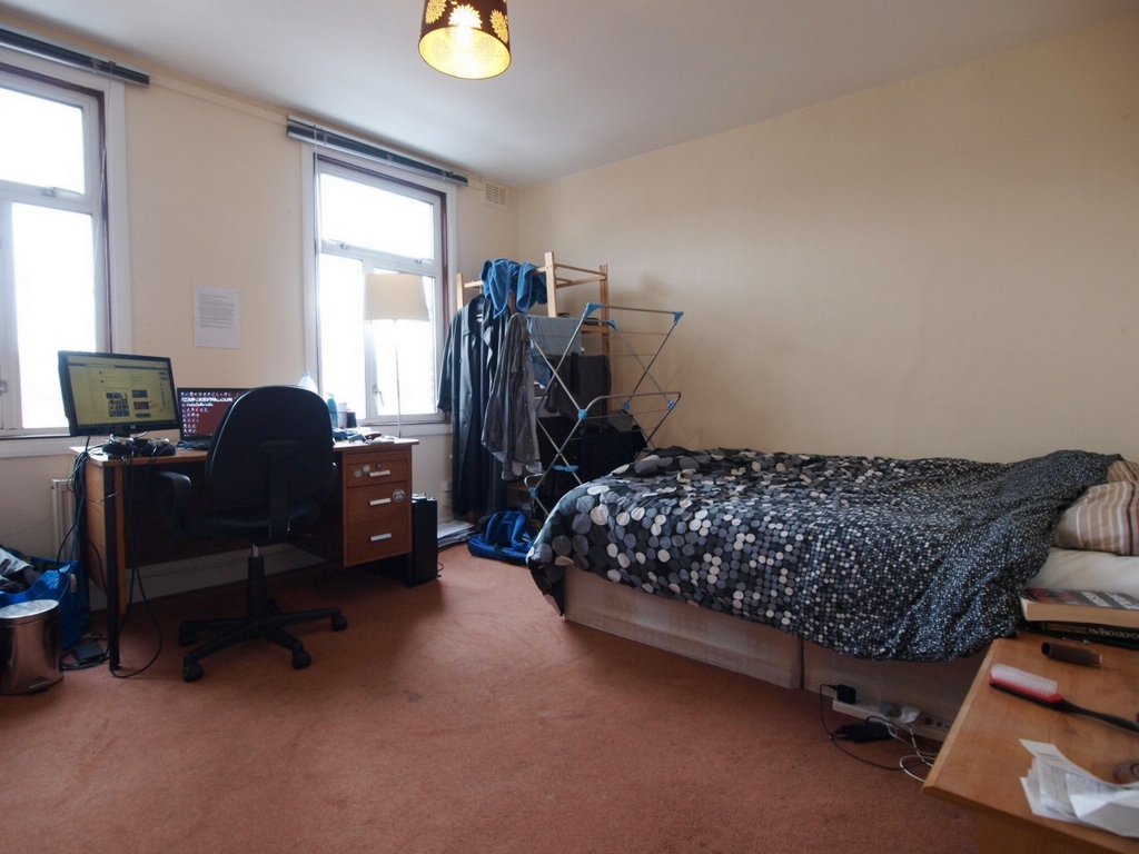 2 bedrooms flat, 1-2 Flat C Plender Street Camden Town London