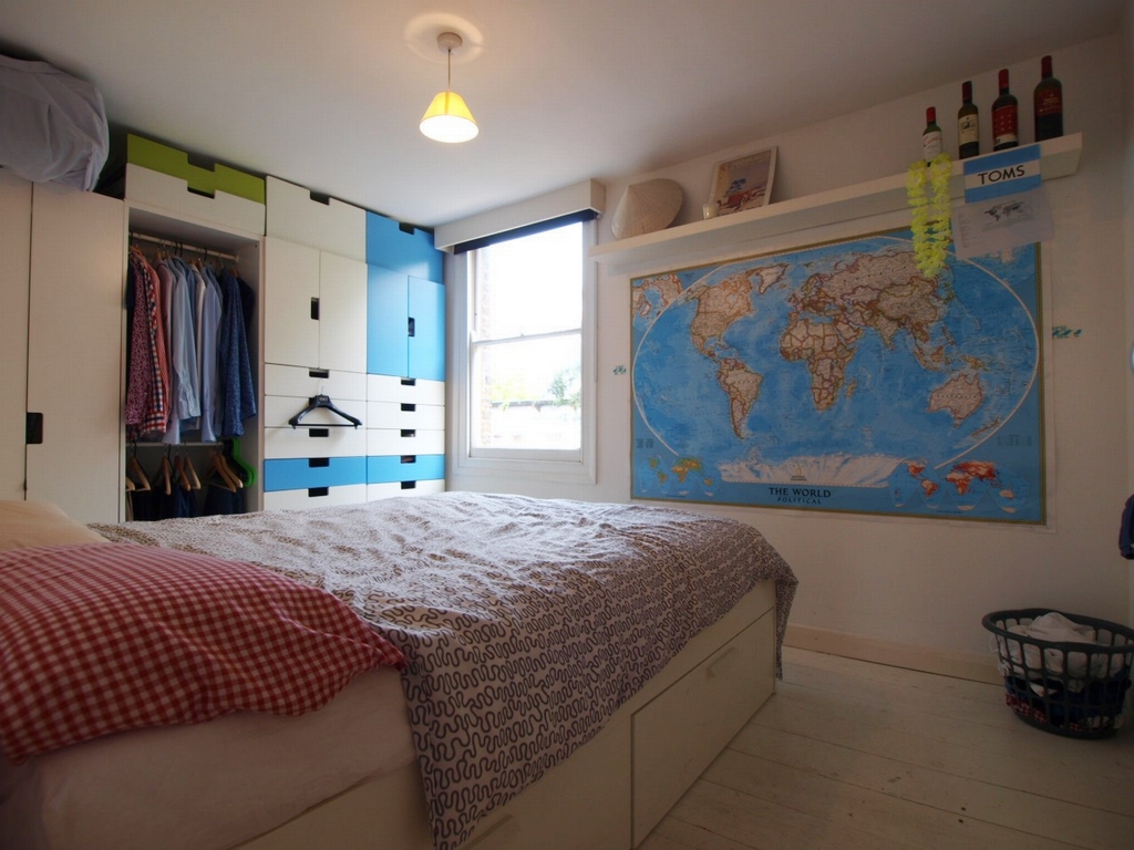 2 bedrooms flat, 194a 5 Hoxton Street Hoxton London