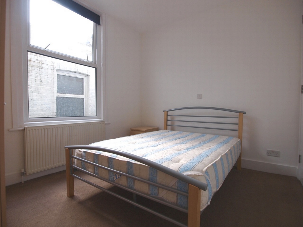 1 bedroom flat, 71a Flat 2 Stroud Green Road Finsbury Park London